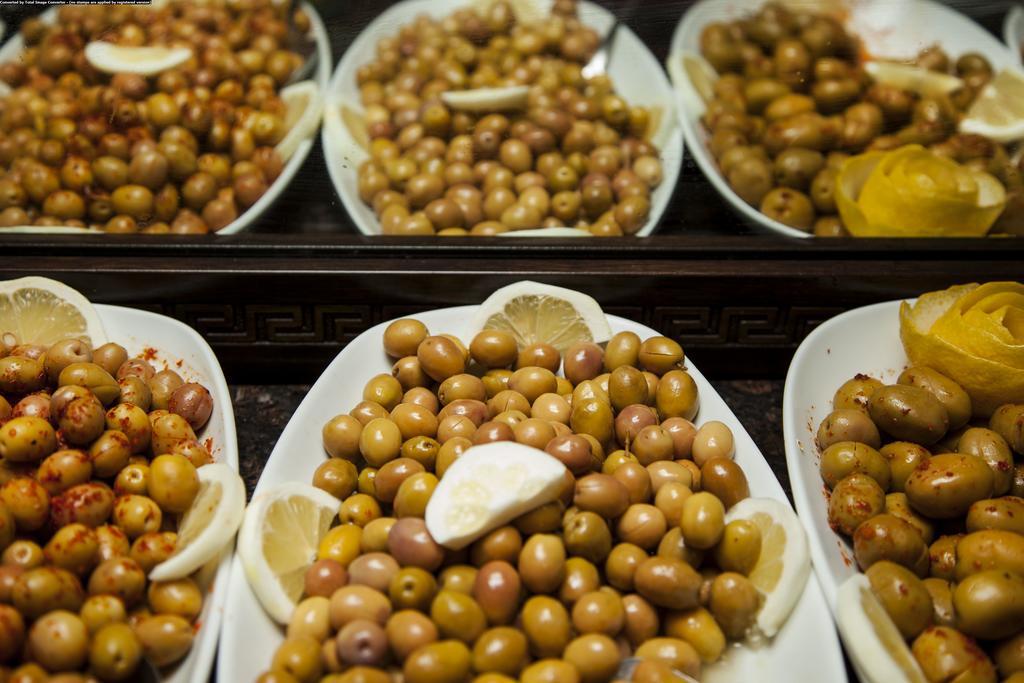 Adana Erten Hotel ภายนอก รูปภาพ